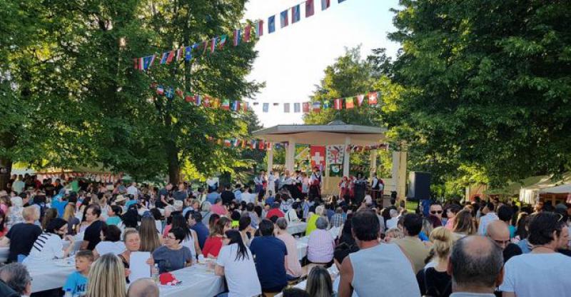 MEĐUNARODNI SUSRET KULTURA U ARBONU Organizatori se vesele dolasku Hrvata iz cijele Švicarske i susjednih zemalja