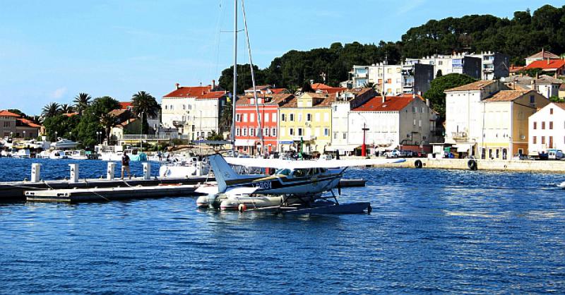 JESTE LI ZNALI? Prije više od devedeset godina Lošinj i Trst bili su povezani hidroavionskom linijom
