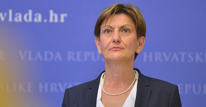 MARTINA DALIĆ ĆE ŠEST MJESECI PRIMATI PUNU PLAĆU A onda još šest mjeseci pola