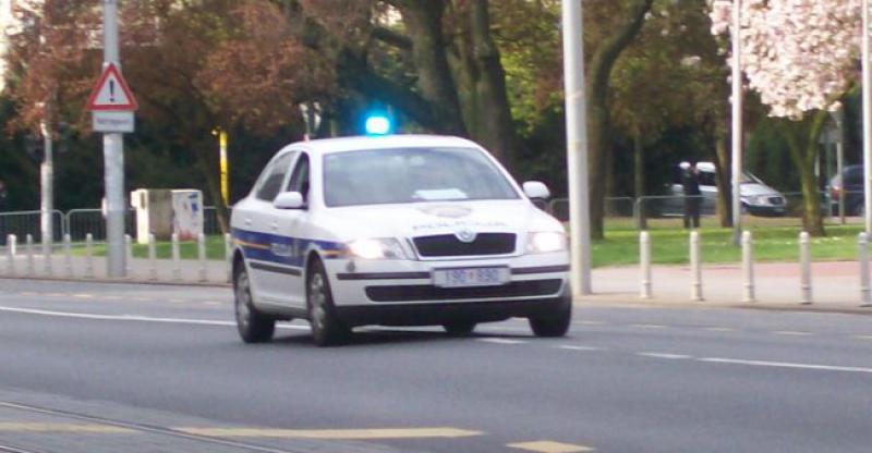 DRAMA U LICI Policija hvatala krijumčare, u pucnjavi ranjeno dvoje djece