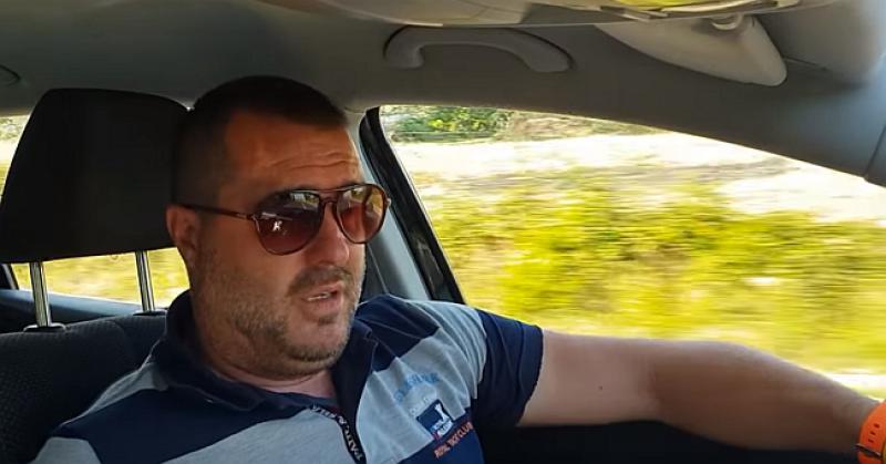 (VIDEO) KAKO SE PONAŠATI NA PLAŽI?  'Nemojte noću ostavljati šugamane na plaži! Jesi li ikad doša da nije bilo mista?'