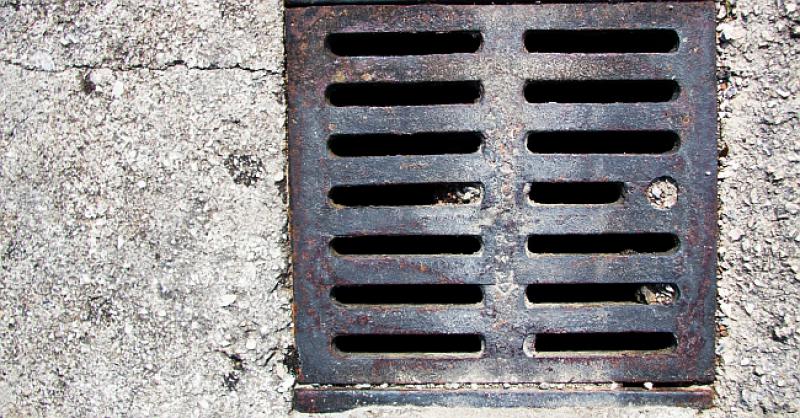 VELIKA TRAGEDIJA KRAJ OSIJEKA Dvojica radnika žrtvovala život da spase kolegu, svi su poginuli