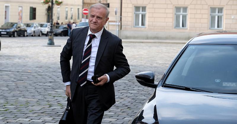 MINISTAR PRAVOSUĐA LJUTIT NAKON OVRHE NAD MALIM CESAREOM 'Dijete je na silu ugurano u auto, a sudac nije bio tamo'