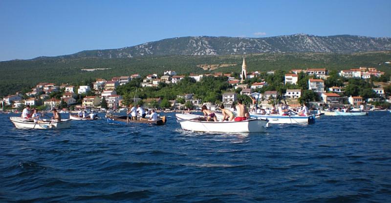 'JAKOVARSKA VESLA' Manifestacija kojom u Jadranovu slave svog zaštitnika