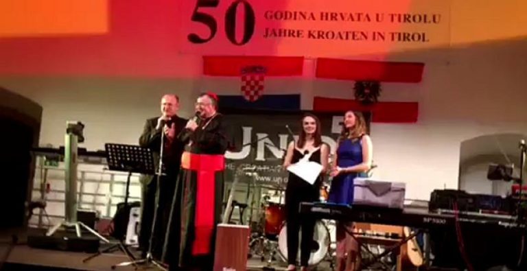 (VIDEO) SVAKI PUT SE ODUŠEVIMO Kad se sjetimo kako je kardinal Vinko Puljić zapjevao ‘Tebi majko misli lete’
