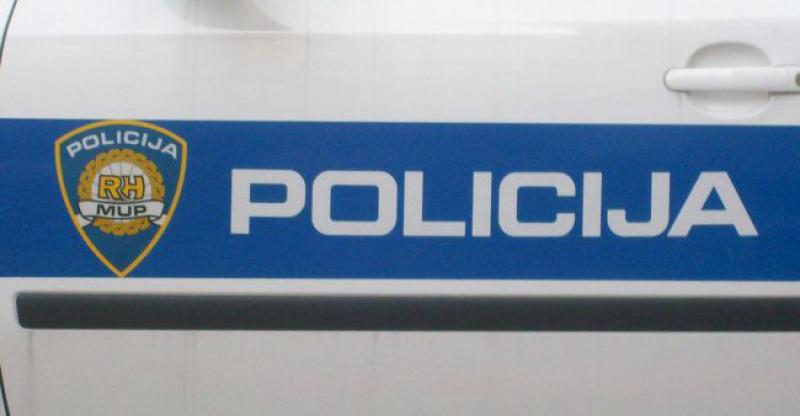 PRAVA DRAMA Švercali migrante pa htjeli pregaziti policajca