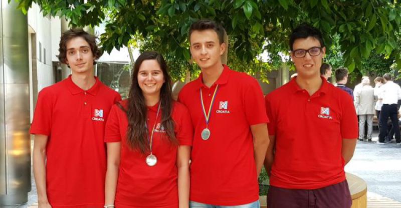 PONOS HRVATSKE Mladi informatičari osvojili srebrnu i bronačnu medalju na olimpijadi