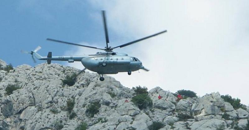 DRAMATIČNA AKCIJA SPAŠAVANJA NA BIOKOVU Helikopter i HGSS izvlačili teško ozlijeđenog penjača, a onda se vrijeme naglo promijenilo