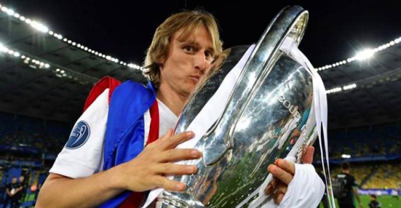 LUKA MODRIĆ SE NATJEČE ZA IGRAČA EUROPE Konkurenti su mu Ronaldo i Salah