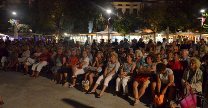 LIJEPE NOŠNJE, ČAKAVSKE PJESME I PLES Pozvani ste na Festival čakavske besedi Čafest