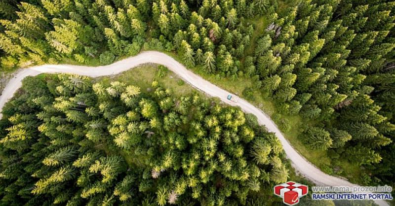 (VIDEO) PREKRASNA I SUROVA Poletite s nama iznad Vran planine i vidjet ćete - neznatni smo, sitni i prolazni