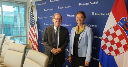 HRVATSKI DRŽAVLJANI USKORO VIŠE NEĆE TREBATI VIZE ZA SAD? Pejčinović Burić lobirala u Washingtonu: 'Postoje volja i energija'