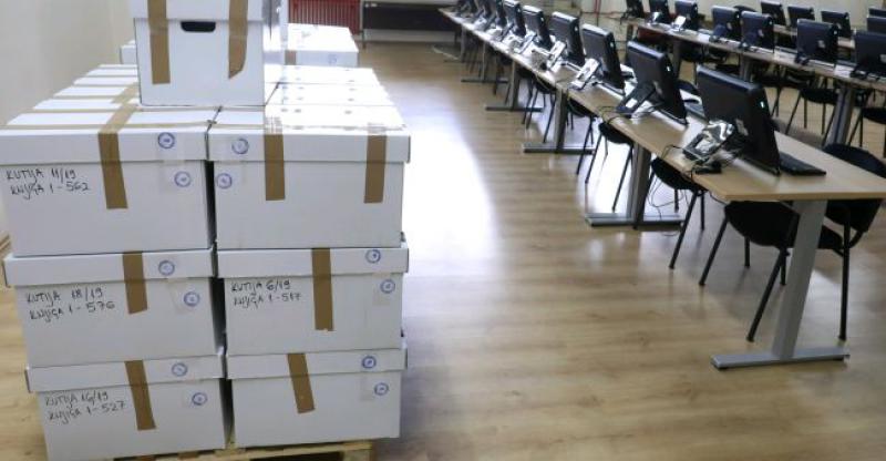 NAROD ODLUČUJE Traži pomoć od Kolinde Grabar Kitarović