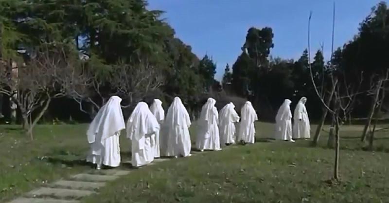 POGLEDAJTE PREDIVAN KRATAK FILM o bijelim redovnicama, Kćerima Srca Isusova