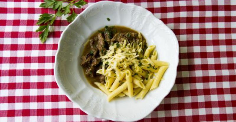 RECEPT ZA PRSTE POLIZATI Dobra stara dalmatinska paštašuta (ne, to nije bolognese)