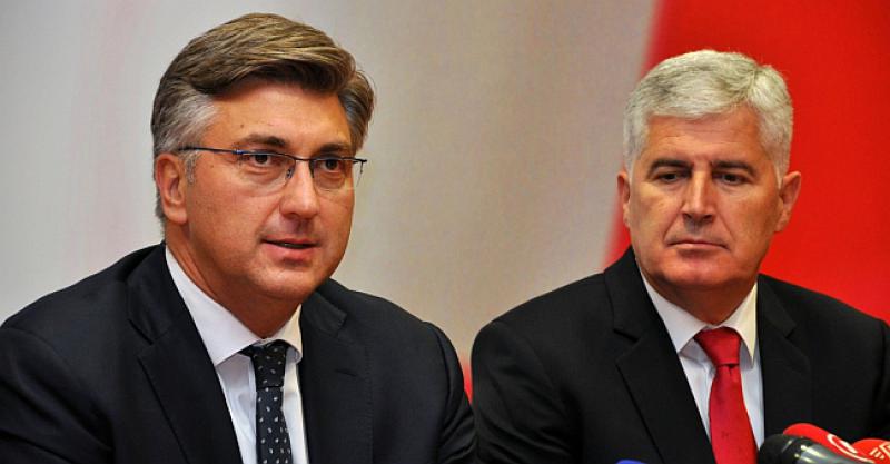 PLENKOVIĆEV APEL IZ MOSTARA 'Hrvati, izađite na izbore u nedjelju!' Dao podršku Čoviću i pohvalio poruku reisa Kavazovića