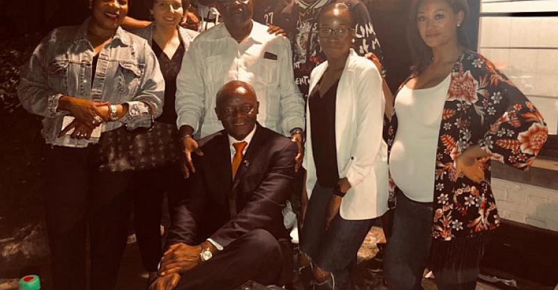 PRVI TAMNOPUTI NAČELNIK U BELGIJI Otac je proslavljenog nogometaša