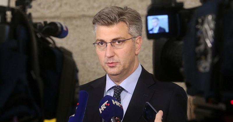 PLENKOVIĆ VJERUJE DA MU SE 'RADI O GLAVI' 'Ne sumnjam ni u koga, neće uspjeti'