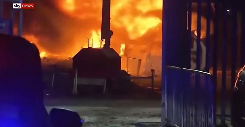 ŠOK U ENGLESKOJ Nakon utakmice Premier lige kraj stadiona se srušio helikopter, poginuo vlasnik kluba