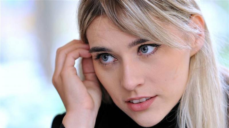 DJEVOJKA KOJA SE U HRVATSKU VRATILA - iz inata