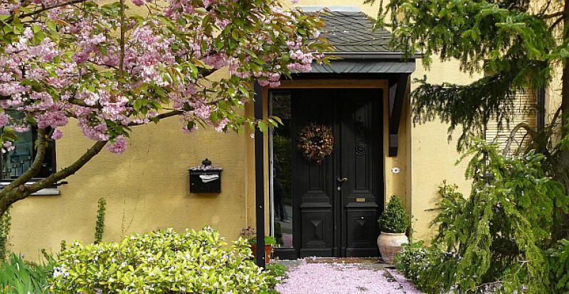 VJEČNO PITANJE Biste li radije živjeli u kući ili stanu?