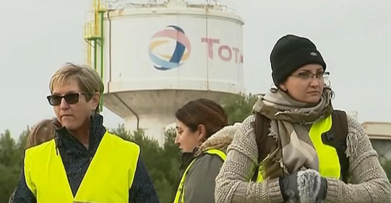 POKRET 'ŽUTI PRSLUCI' SE ŠIRI Narod je ustao protiv besramno visokih cijena goriva, Belgijanci i Francuzi blokirali rafinerije, benzinske postaje...