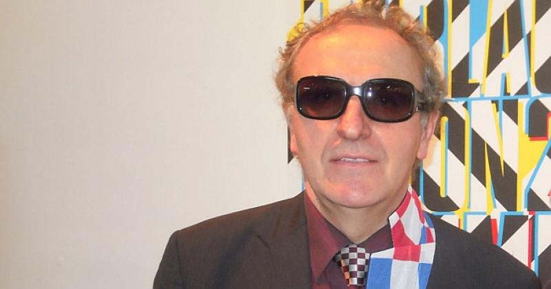 NAJPOZNATIJI HRVATSKI DIZAJNER STIŽE U BERLIN Autor logotipova HRT-a, HTZ-a, Eurosonga izlaže u Veleposlanstvu