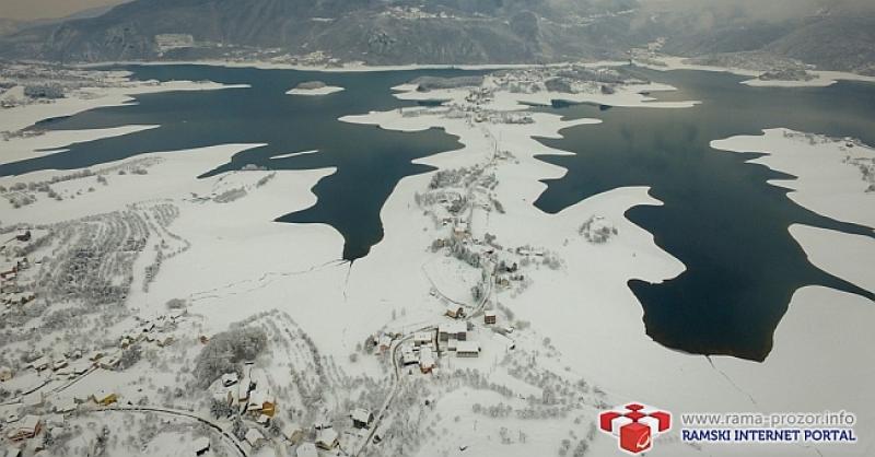 (VIDEO) PREDIVNO Zimska idila u Rami uz koju ćete zaboraviti na Island, Finsku...