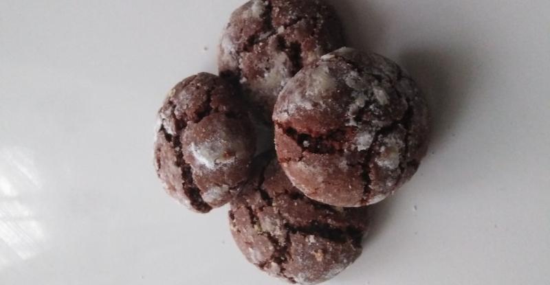 ČOKOLADNI RASPUCANCI idealan mekani keksić s neodoljivim okusom čokolade