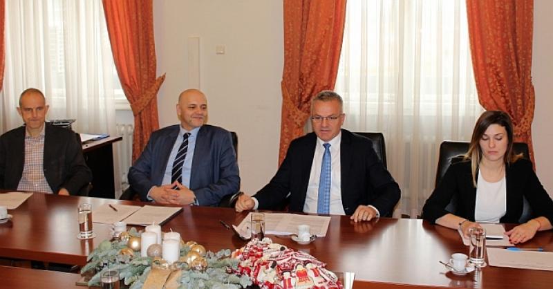 PRIPREMA SE STRATEGIJA Za očuvanje, učenje, poučavanje i promicanje hrvatskog jezika izvan domovine