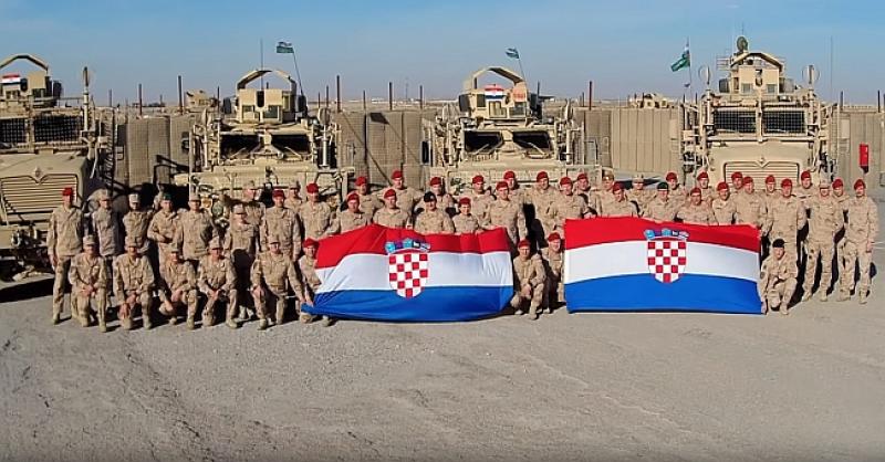 (VIDEO) DALEKO SU OD SVOJIH OBITELJI Hrvatski vojnici u Afganistanu čestitaju vam Božić
