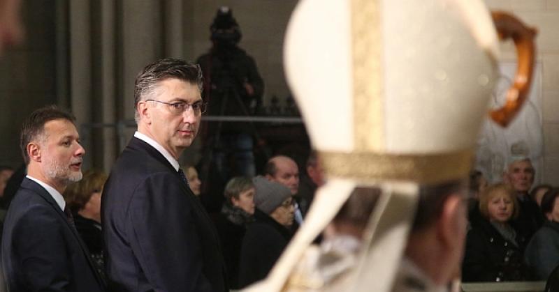 PLENKOVIĆ NA BOŽIĆNOJ MISI 'Božić nam je podstrek za još više angažmana za dobrobit svih'