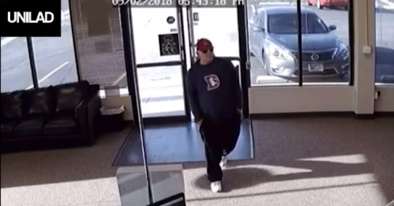 (VIDEO) NAJGORI PLJAČKAŠ U POVIJESTI Opušteno ušetao i krenuo izvaditi pištolj, a onda je ušao u legendu