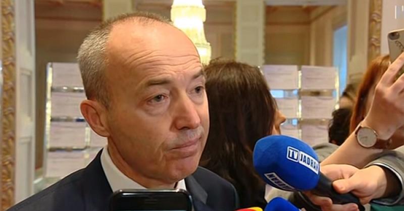 (VIDEO) KRSTIČEVIĆ KAKVOG NISMO VIDJELI Nakon bacanja aviona na pod emotivan pred kamerama: 'I ja sam čovjek'