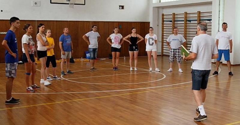 HRVATI U BIH UČIT ĆE SVOJ FOLKLOR Na seminaru kraj Mostara ples, glazbala i ganga