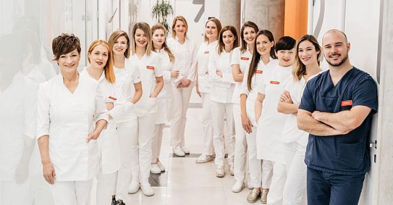 SAZNAJTE KAKO DOĆI DO BESPLATNOG PAKETA DENTALNIH USLUGA u vrijednosti od 240€!