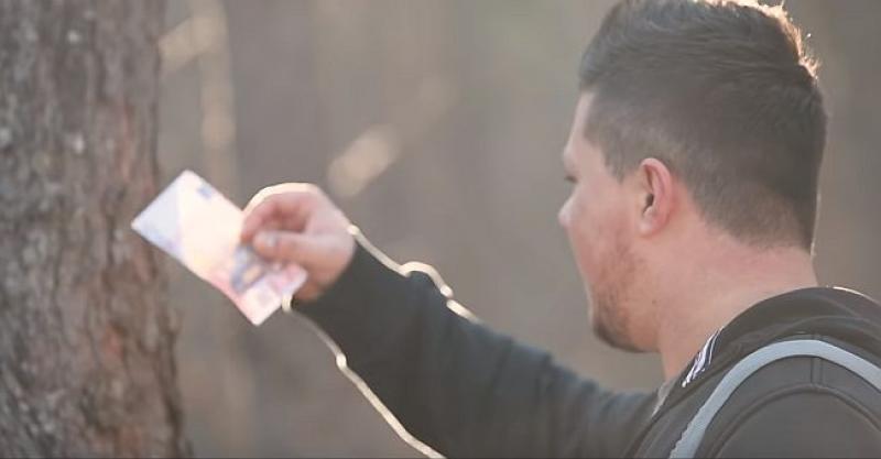 (VIDEO) PARODIJA NA ŽIVOT U NJEMAČKOJ Brao novac s drveća pa se iznenadio
