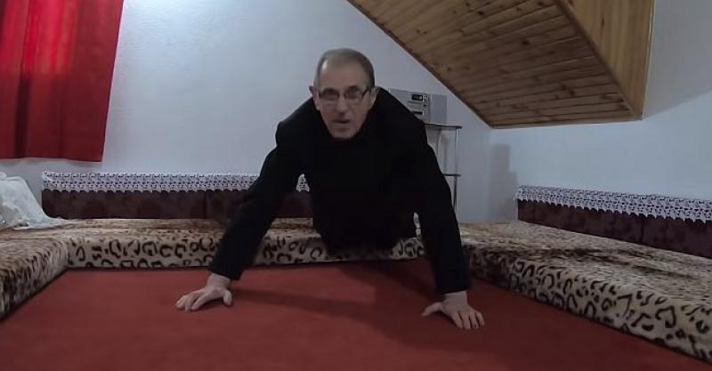 (VIDEO) JAKUB (87) JE NOVI DEDA TONI Radi 100 sklekova dnevno, zvali su ga 'Osvajač'