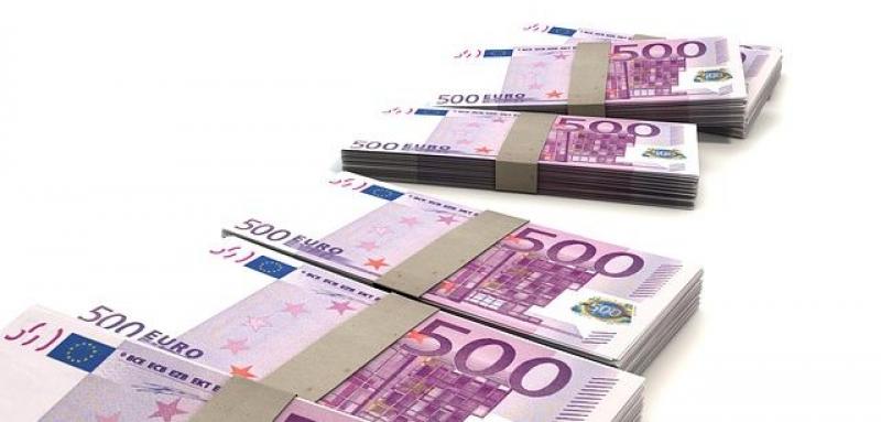 VUJČIĆ U interesu nam je uvesti euro što prije