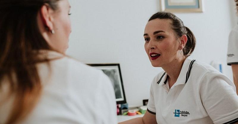 NAJGORA NOĆNA MORA: ISPADANJE ZUBI Događa li vam se to u stvarnosti? Probudite se!