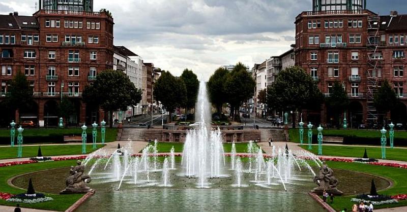 NJEMAČKI GRAD UVEO 75 € KAZNE Ako bacite opušak na cestu