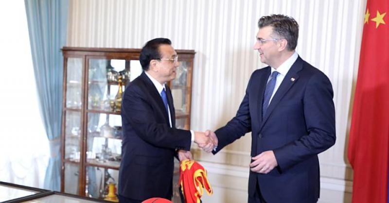 'PREKRETNIČKI' SUSRET PLENKOVIĆA I KINESKOG PREMIJERA 'Pripremite hrvatske proizvode za naše tržište!'