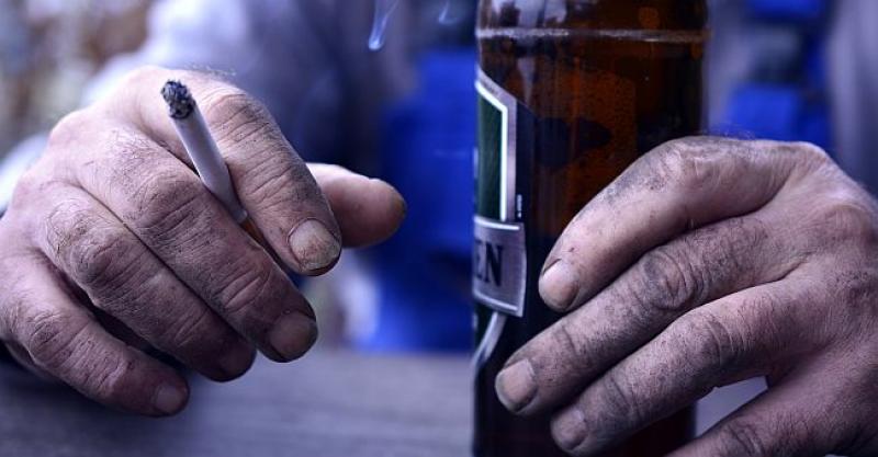 U NJEMAČKOJ SE PREVIŠE ‘CUGA’  Znate li koliko ljudi godišnje umre od alkohola?
