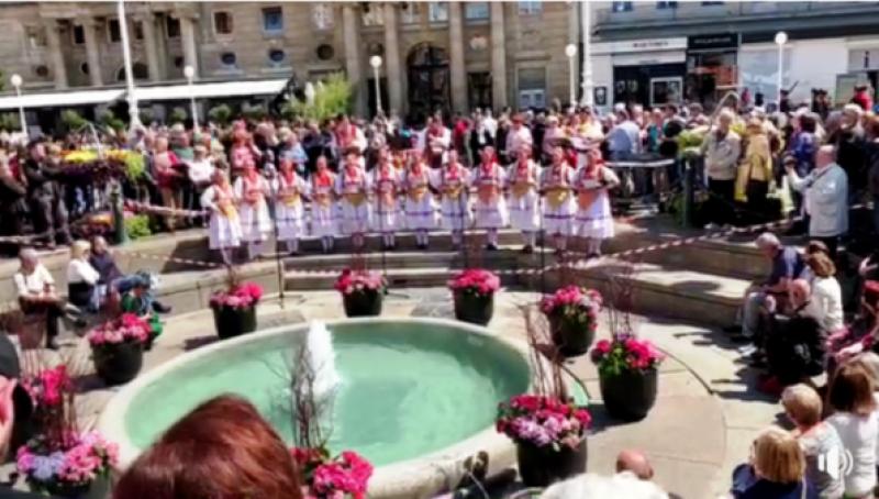 DRAGI ISELJENI HRVATI Na tren vas vodimo u Zagreb! Uživajte!