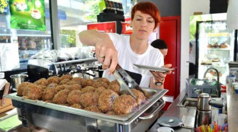 WAS NEUES KENNENZULERNEN IN KROATIEN Schon von der 'Knödel-Stunde' gehört?