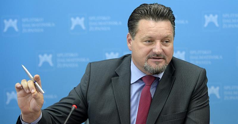 HRVATSKA JAVNA UPRAVA Po efikasnosti je na 35. mjestu od 38 zemalja