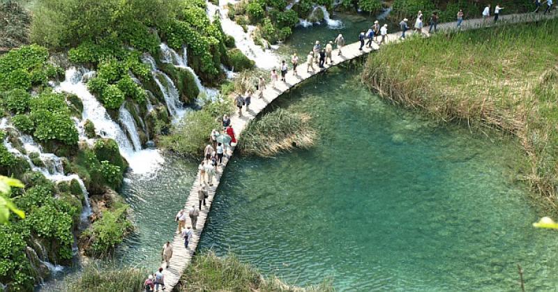 OGRANIČENJE BROJA POSJETA Nova pravila za ulazak na Plitvička jezera