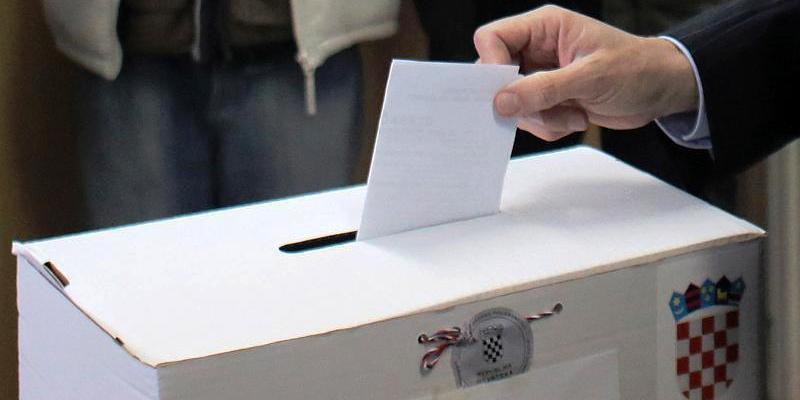 INA VUKIC (SYDNEY) This is Croatia today! Croatian Diaspora Voter Suppression