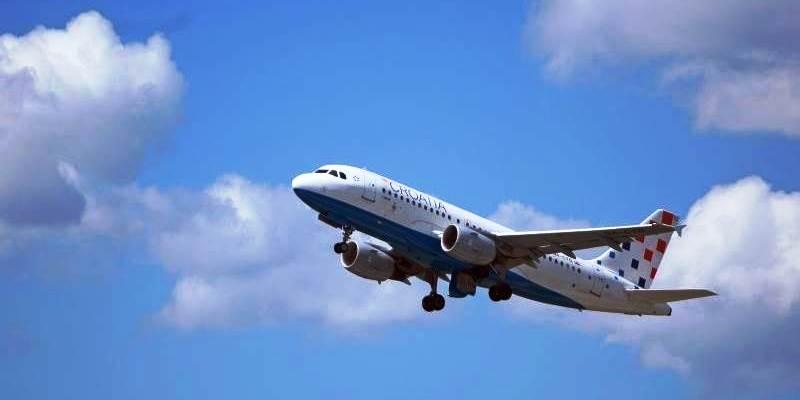 ZAŠTITA OKOLIŠA Croatia Airlines od danas pića poslužuje u papirnatim čašama