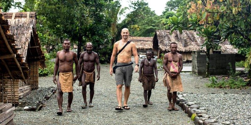 DAVOR I ANĐELA NA SOLOMONSKIM OTOCIMA Nije ih lako naći, ali uspjeli smo! Jedan od prostora na Planeti gdje se još uvijek mogu pronaći ljudi koji žive vrlo tradicionalno